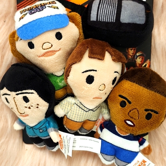 Brand New STRANGER THINGS CAT TOYS-5CT - Picture 3 of 3